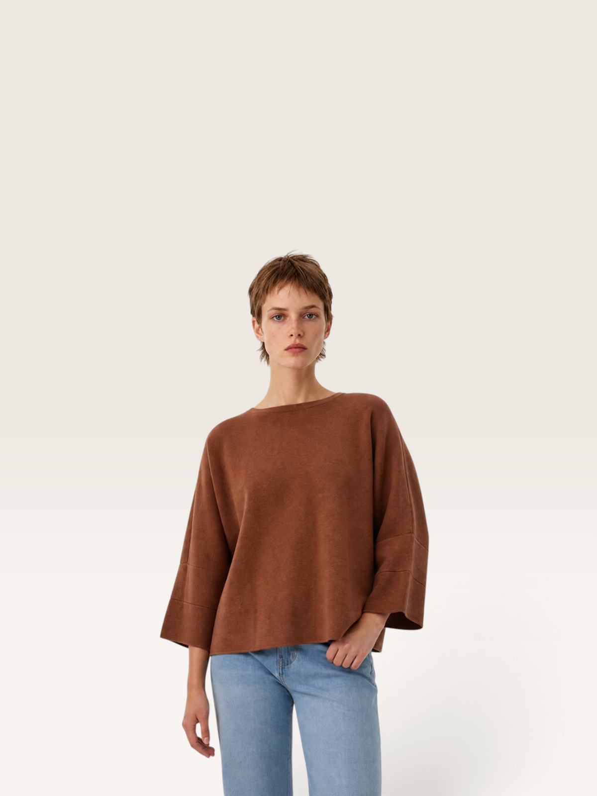 DSY9145 Pull Col Rond Oversize Cécile W