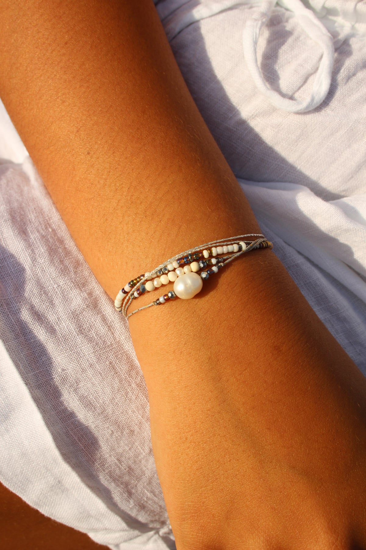 BRACELET TRIO PERLE RONDE DE RIVIERE