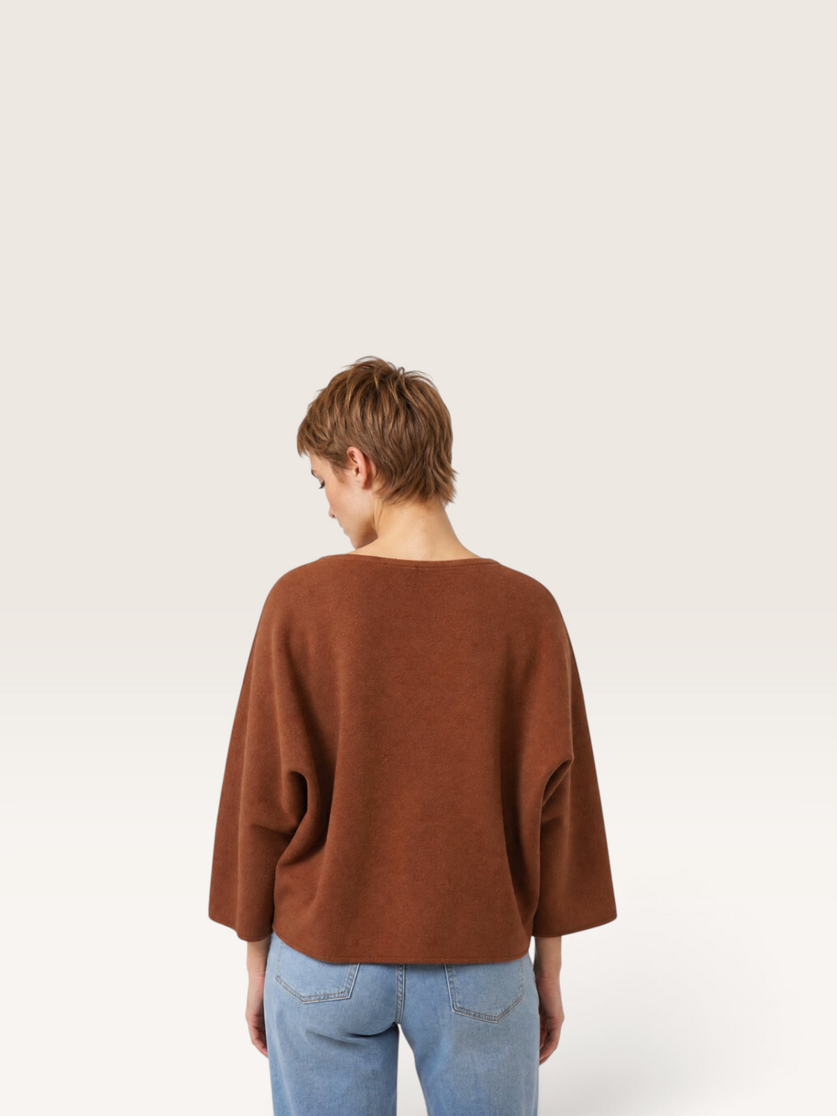 DSY9145 Pull Col Rond Oversize Cécile W